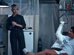 Blond, Pijpbeurt, Bruinharig, Masturbatie, Trio, Oud