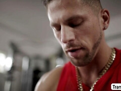 In den arsch, Grosse titten, Kehlenfick, Hd, Transe, Arsch lecken, Transfrau