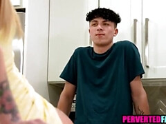 Verga grande, Rubia, Mamada, Garganta profunda, Familia, Madres para coger, Coño, Tabú