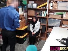 18 jaar, Arabisch, Grote lul, Grote mammen, Pijpbeurt, Lul, Realiteit, Tiener