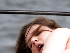 Grosser arsch, Masturbation, Zierlich, Rasiert, Solo