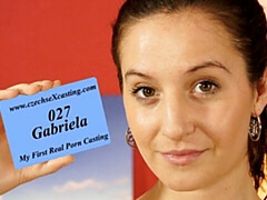 Любители, Большие сиськи, Брюнетки, Пальцем, Мастурбация, Трусики, Бритые, Стриптизерша