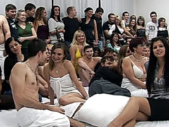 Amateur, Mamada, Morena, Grupo, Orgía, Pov, Afeitado, Adolescente