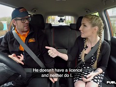 Leie, Grosse titten, Auto, Milf, Im freien, Öffentlich, Realität, Student