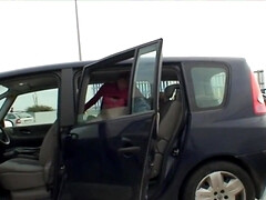 Auto, Stel, Hardcore, Lesbisch, Natuurlijke tieten, Buiten, Tiener, Tieten likken