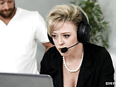 Большая жопа, Блондинки, Двойное проникновение, Каблуки, Милф, Два парня и девушка, Табу, Втроем