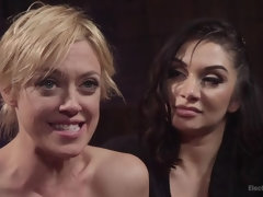 Bondage discipline sadomasochisme, Seksspeelgoed, Electro, Dominante vrouw, Vernedering, Lesbisch, Straf, Kut duiken