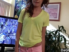 Sucer une bite, Brunette brune, Tir de sperme, Doigter, Hd, Pov, Maigrichonne, Allumeuse