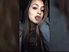 smoking girl persiscome