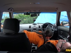 Amateur, Sucer une bite, Voiture, Doigter, Masturbation, De plein air, Chatte, Fessée