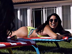 Stellung 69, Grosser schwanz, Blasen, Behaart, Hardcore, Lingerie, Im freien, Flotter dreier