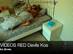 Amateur, Gros seins, Sucer une bite, Brunette brune, Fait maison, Seins naturels, Orgie, Nénés