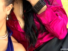 Семяизвержение, Сперма на лице, Секс без цензуры, Межрасовый секс, Лизание, Натуральные, На публике, Втроем