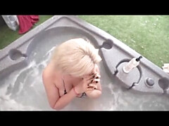 Tetas grandes, Cfnm, Corrida, Familia, Madres para coger, Mamá, Desnudo, Esposa