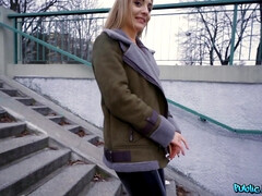 Amateur, Blonde, Sucer une bite, Bottes, Cuir, Public, Russe, Nénés