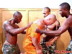 Анальный секс, Большой член, Черные, Семяизвержение, Черненькие, Групповуха, Геи, Тату