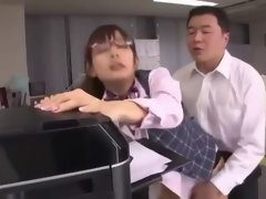 Asiatisch, Tussi, Blasen, Hardcore, Japanische massage, Büro, Jungendliche (18+), Titten