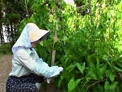 japan milf outdoor and cumshot