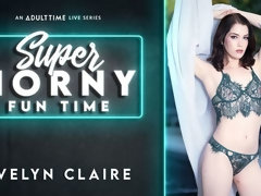 Arsch, Braunhaarige, Fingern, Klaffend, Handjob, Masturbation, Rasiert, Strümpfe