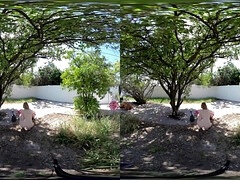 Emily Bloom - Gardener - Emily bloom