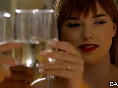 Азиатки, Красотки, Блондинки, Минет, Брюнетки, Член, Лизание, Киски