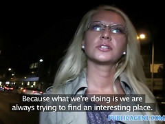 Leie, Blondine, Auto, Geile alte tussi, Hd, Reif, Milf, Öffentlich