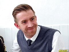 Sucer une bite, Queue, Faciale, Chatte, Jupe, Thaïlandaise, Nénés, Uniforme