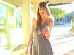 Anal, En gros plan de très près, Robe, Extrême, Masturbation, Solo, Jouets, Sous la jupe