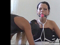 Bondage, Femme dominatrice, Allemand, Latex