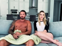 Gros cul, Blonde, En levrette, Branlette thaïlandaise, Léchez, Chatte, Jarretelles, Adolescente