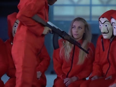 お尻, フェラチオ, 茶髪の, 手コキする, 下着, 淫乱熟女, オージー, 三人