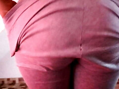 Gros cul, Gros seins, Gode, Fille latino, Mature, Lait, Maman, Chatte