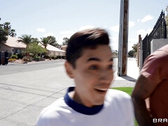 Enthousiasteling, Grote lul, Moeder die ik wil neuken, Monster, Kut duiken, Realiteit, Trio, Tieten likken