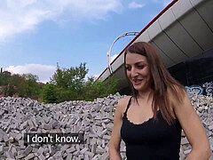 Amateur, Sucer une bite, Brunette brune, De plein air, Réalité