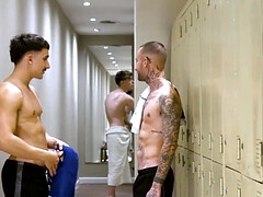 In den arsch, Sperma im mund, Schwul, Gruppe, Handjob, Masturbation, Rau, Flotter dreier