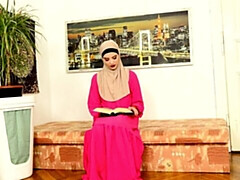 Арабское, Большая жопа, Минет, Собачьи, Деньги, Натуральные сиськи, Молоденькие, Сиськи