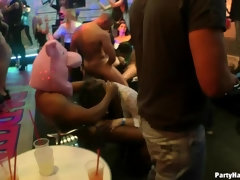 素人, デカチン, ブロンド, 茶髪の, 衣服着たままセックス, 女, なめる, ストッキング