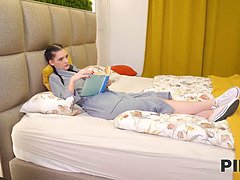 18 ans, Sucer une bite, Brunette brune, Éjaculation interne, Tchèque, Petite amie, Pigtail, Adolescente