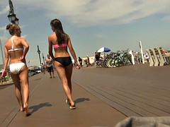 Teens Strolling on the Boardwalk (White or Black?) (Graz 33)