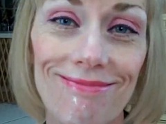 Enthousiasteling, Anaal, Blond, Oudere vrouw, Man die toekijkt, Sperma in gezicht, Rijpe lesbienne, Swinger