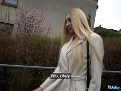 Leie, Arsch, Blondine, Blasen, Kehlenfick, Öffentlich, Realität, Titten