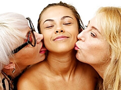 Gros seins, Première fois, Lunettes, Lesbienne, Mature, Chatte, Rugueux, Tabou