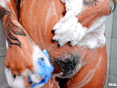 Vollbusig, Schwarz, Handjob, Hardcore, Interrassisch, Realität, Tätowierung, Titten