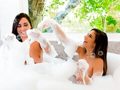 デカ尻, 茶髪の, 女 人男 人, 指いじり, 毛深い, 下着, ティーン, 三人