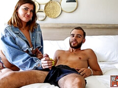 Schlafzimmer, Grosser arsch, Grosser schwanz, Grosse titten, Blasen, Hundestellung, Masturbation, Tätowierung