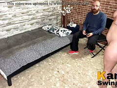Grosser arsch, Blasen, Paar, Gehörnter ehemann, Behaart, Massage, Masturbation, Swingers