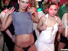 Leie, Cfnm, Gruppe, Hd, Interrassisch, Milf, Party, Strümpfe