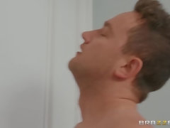 Negro, Mamada, Gafas, Tacones, Tetas naturales, Pov, Falda, Tetas