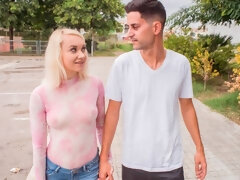 ブロンド, フェラチオ, 手コキする, キス, 剃毛, ティーン, オッパイの