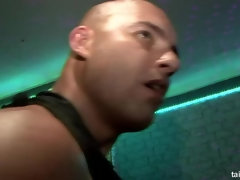 Amateur, Botas, Morena, Vestidas, Semen en la boca, Orgía, Coño, Mojado